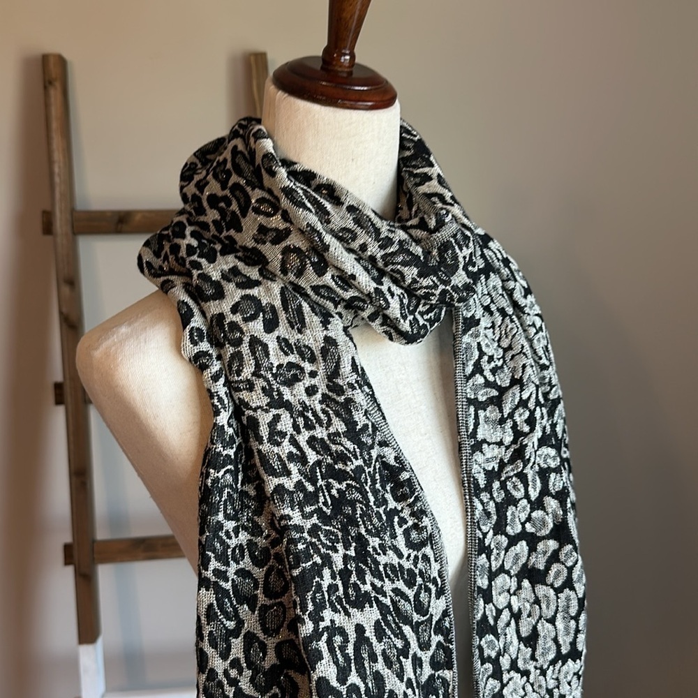 Animal Print Scarf with Fringe - Picture 3 of 17